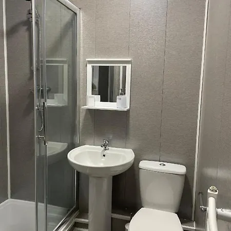 Byelands House 펜션 *