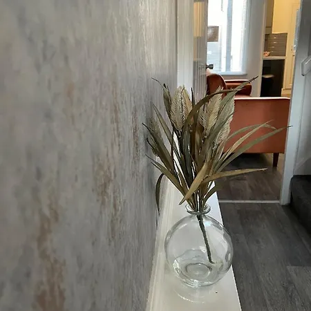 Byelands House 펜션 *